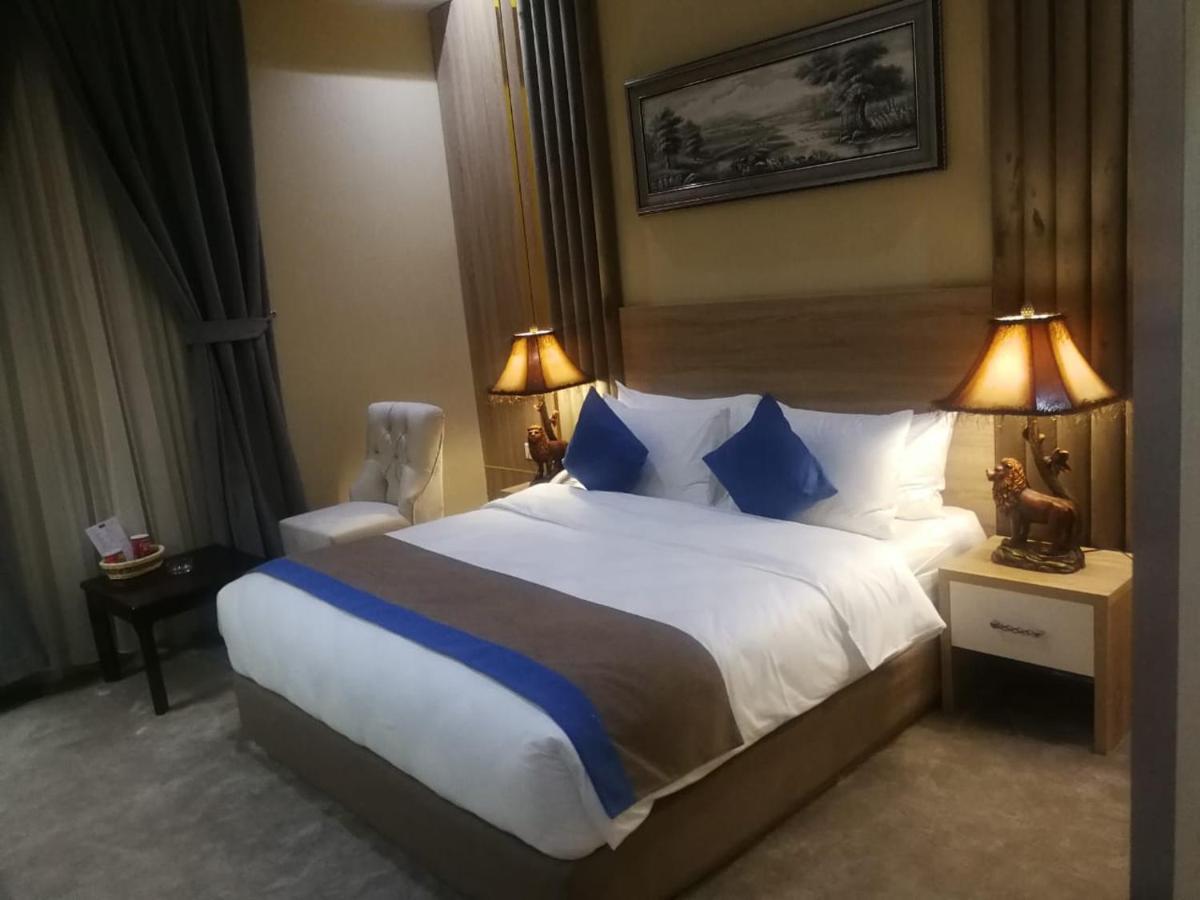 فندق لافيرا ان Lavera Inn Hotel Эр-Рияд Экстерьер фото
